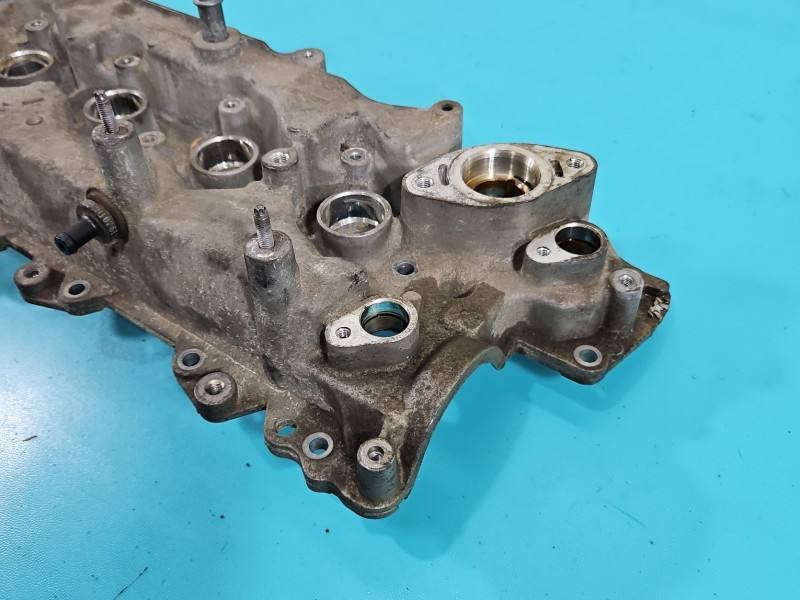 Клапанная крышка Nissan Qashqai 132553841R — фото детали 8