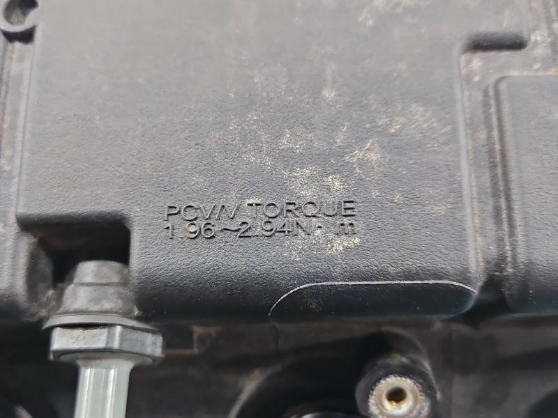 Клапанна кришка Mitsubishi Outlander — фото деталі 4