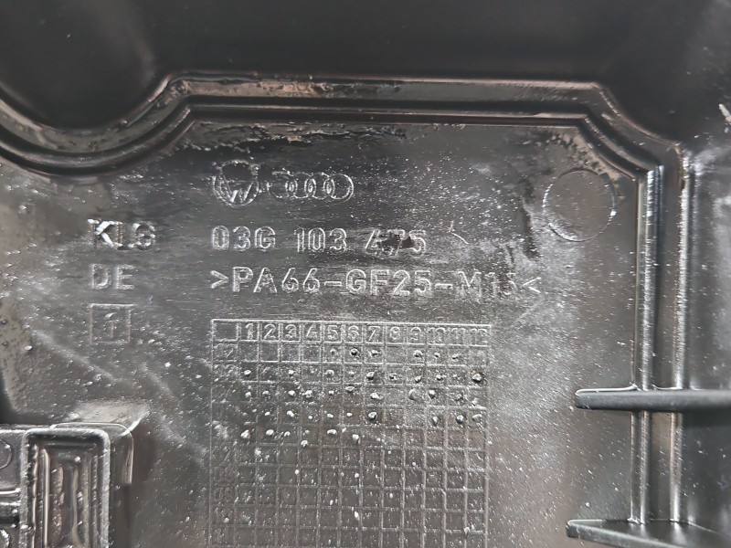 Клапанна кришка Skoda Octavia 2 03G103475 — фото деталі 4