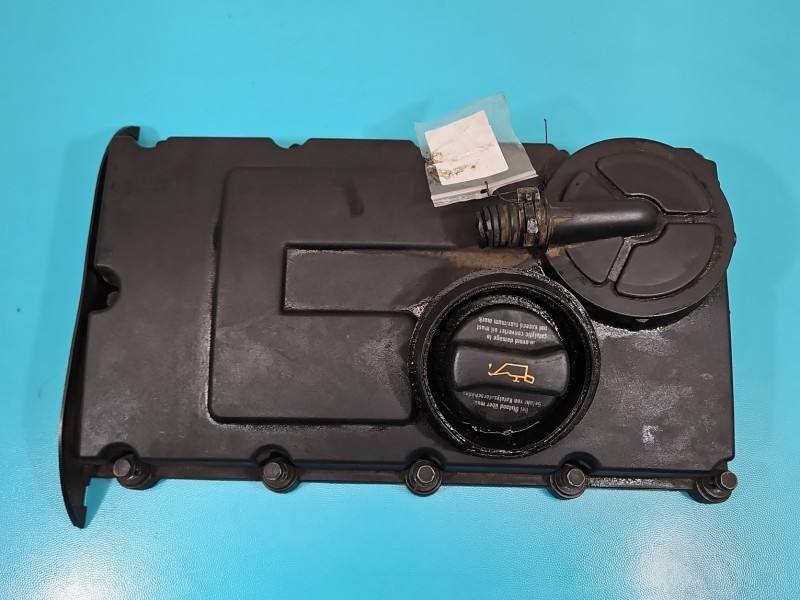 Клапанна кришка Volkswagen Touran 03G103475 — фото деталі 2