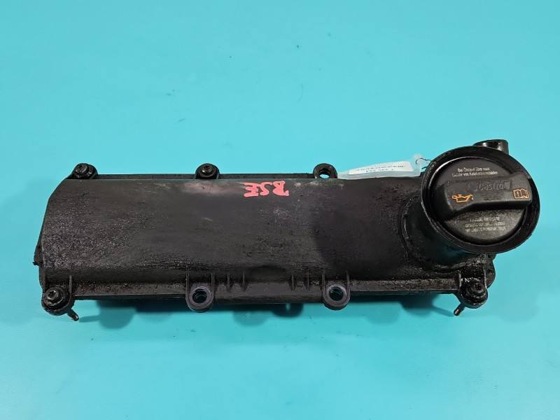 Клапанна кришка Volkswagen Golf plus 06A103469AL