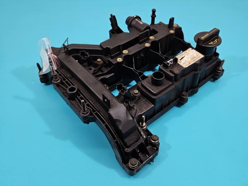 Клапанна кришка Ford Focus CM5G-6007-PB