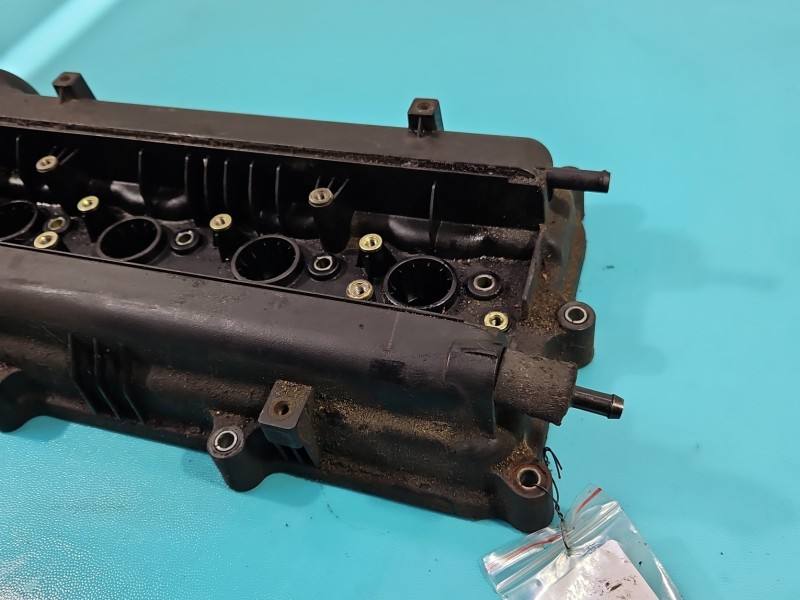 Клапанна кришка Hyundai I30 22410-2B000 — фото деталі 6