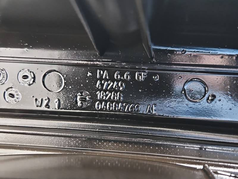 Клапанная крышка Dodge Caliber 04884760AE — фото детали 8