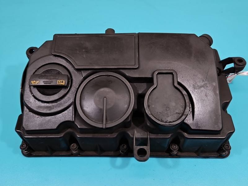 Клапанная крышка Volkswagen Passat B6 03G103469M — фото детали 2