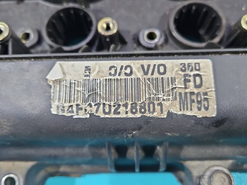 Клапанна кришка Hyundai I30 22410-2B000 — фото деталі 4