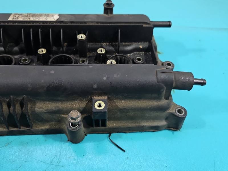 Клапанна кришка Hyundai I30 22410-2B000 — фото деталі 7