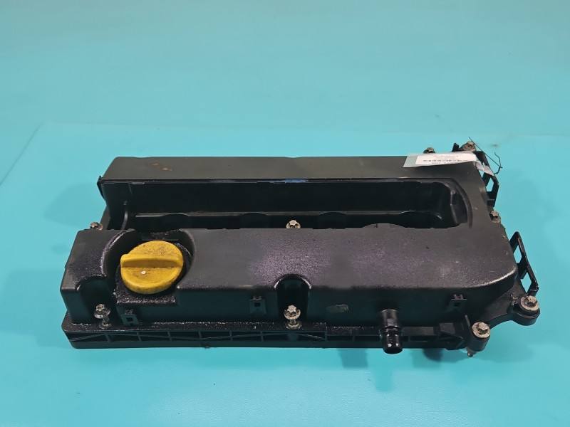Клапанная крышка Chevrolet Cruze 55564395 — фото детали 3