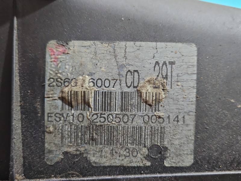Клапанная крышка Ford Fiesta 2S6G-6007-CD — фото детали 3