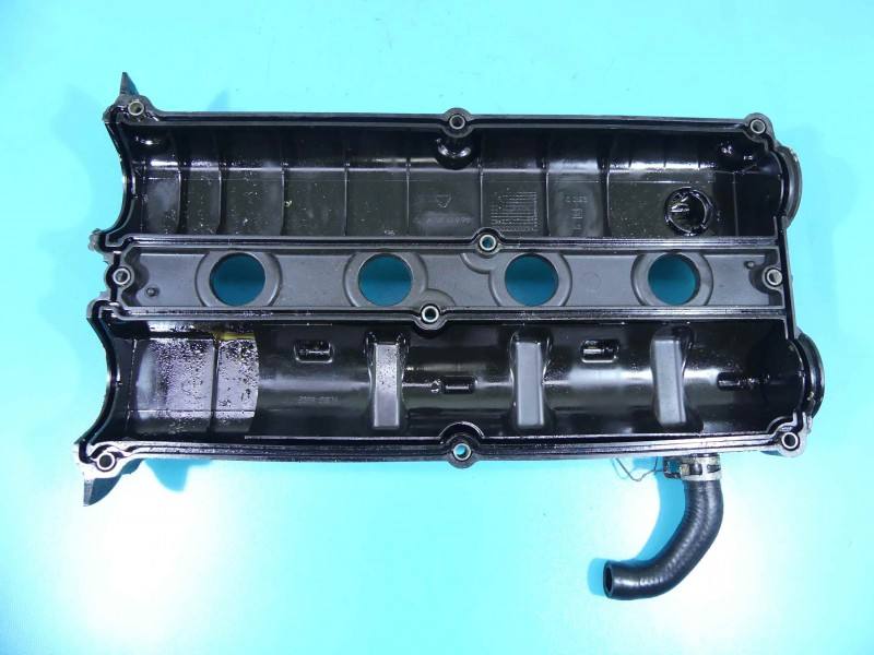 Клапанная крышка Mazda Tribute YL8G-6582-AB — фото детали 4