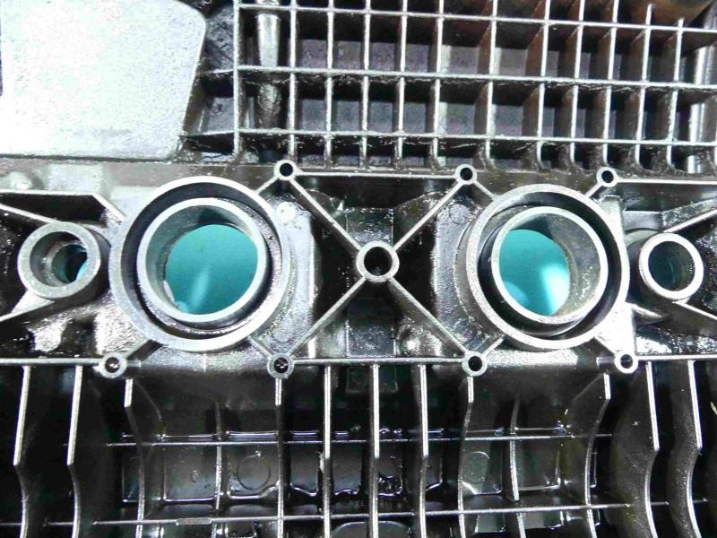 Клапанна кришка BMW 3 E46 14329290 — фото деталі 11