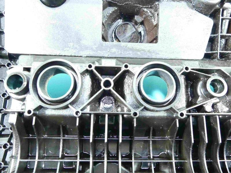 Клапанна кришка BMW 3 E46 14329290 — фото деталі 12