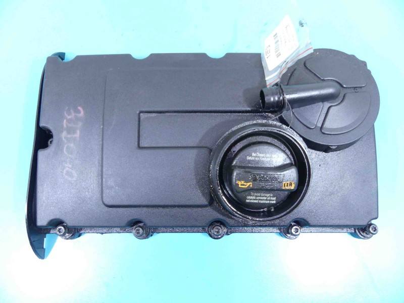 Клапанна кришка Volkswagen Passat B6 03G103475 — фото деталі 2