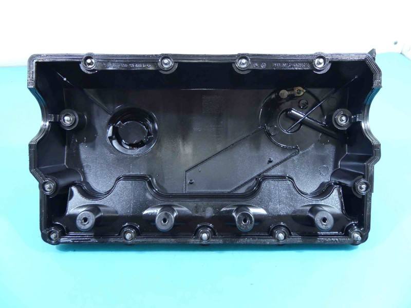 Клапанна кришка Skoda Fabia 2 038103469 — фото деталі 4