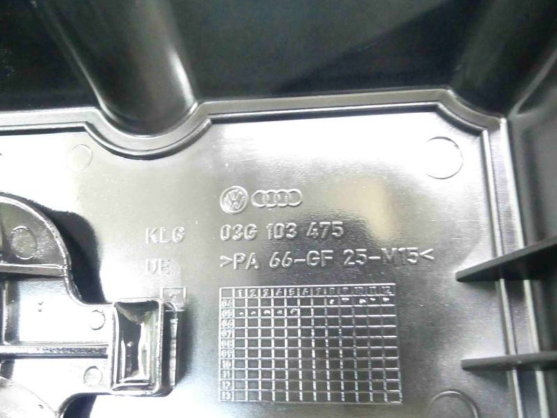 Клапанна кришка Volkswagen Touran 03G103475 — фото деталі 7