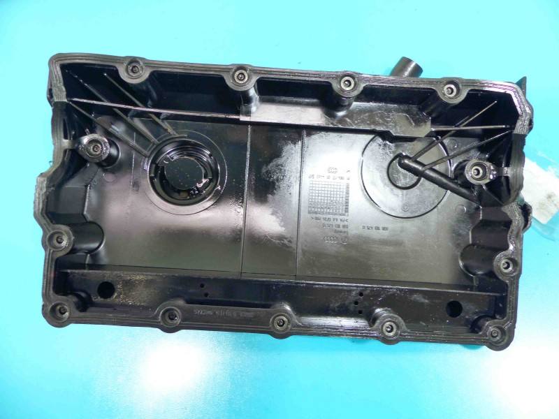 Клапанная крышка Ford Galaxy 038103475R — фото детали 4