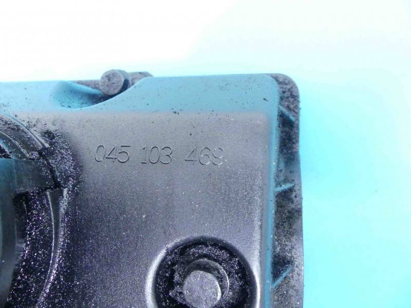 Клапанная крышка Volkswagen Polo 045103469 — фото детали 3