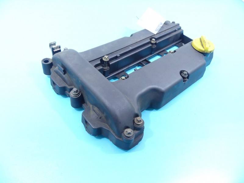 Клапанна кришка Opel Astra G 24403787