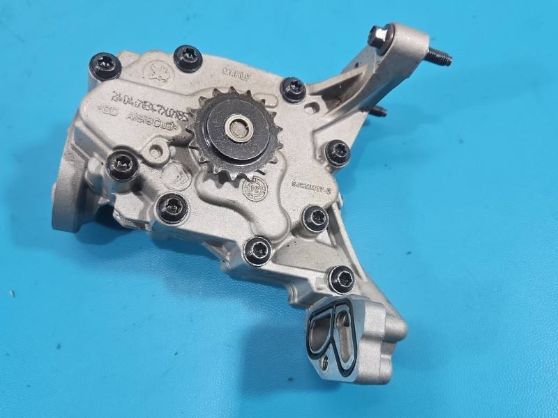 Масляний насос Opel Grandland 9837408880-01