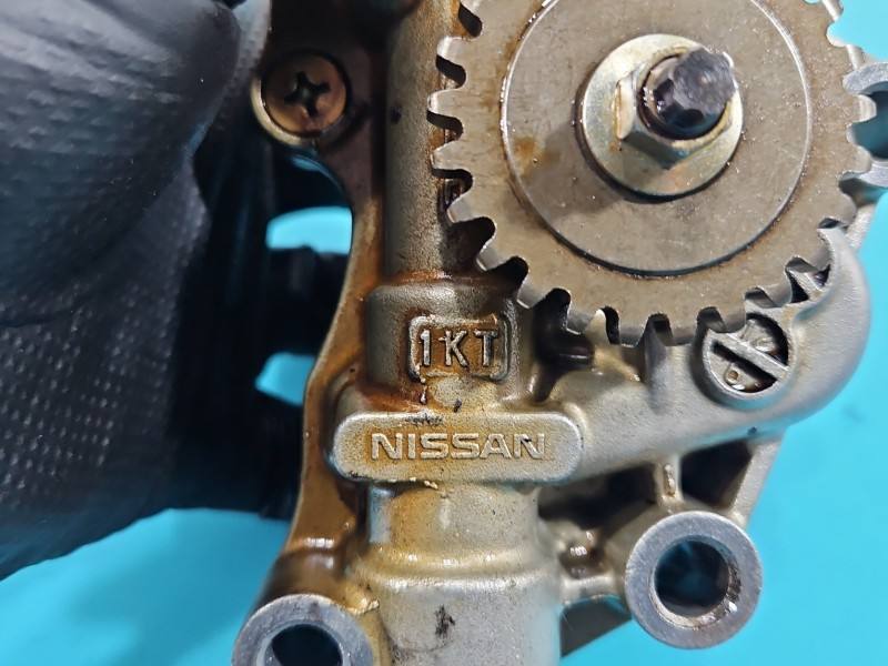 Масляний насос Nissan Juke — фото деталі 3