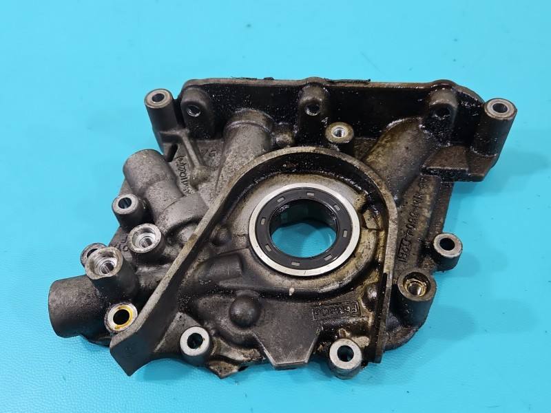Масляний насос Ford Fiesta 98-MM-6604-D2B — фото деталі 3