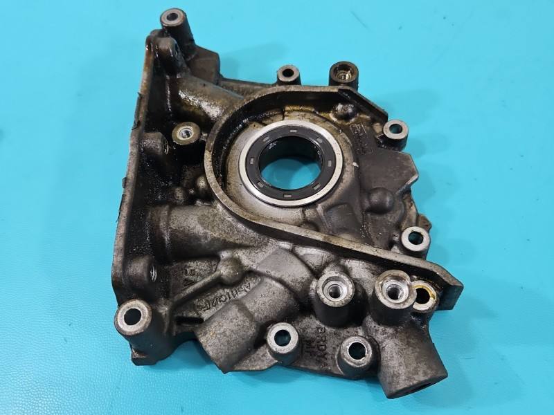 Масляний насос Ford Fiesta 98-MM-6604-D2B — фото деталі 4