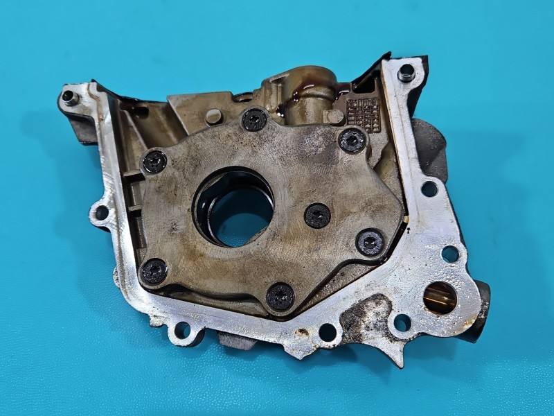 Масляный насос Ford Focus 98-MM-6604-D2B — фото детали 5