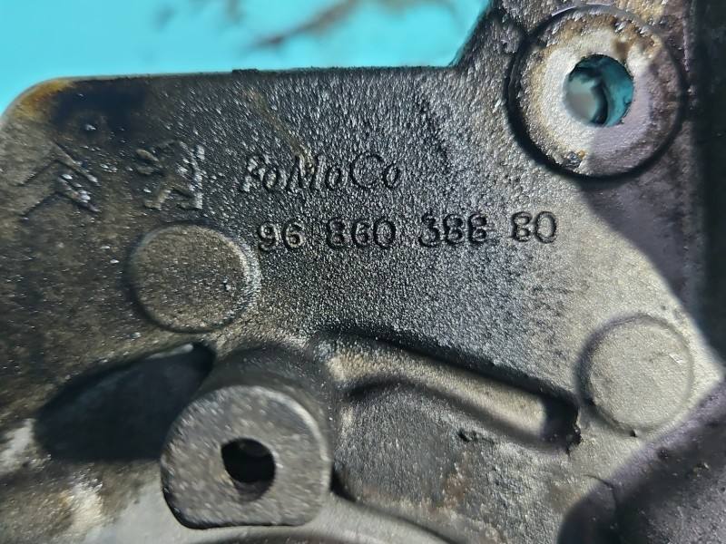 Масляний насос Citroen C4 9686038880 — фото деталі 6