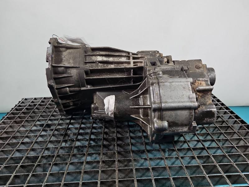 Редуктор Suzuki Grand Vitara 6B04842TA — фото детали 3