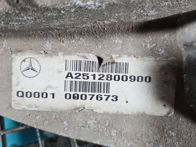 Редуктор Mercedes R W251 A2512800900 — фото деталі 7
