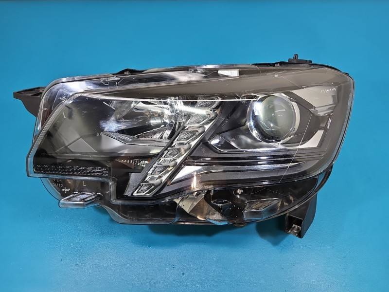 Фара передня ліва Peugeot Rifter 9816827280 — фото деталі 3