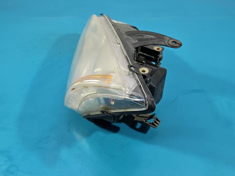 Фара передня ліва Ford Focus 4M51-13W030-AF — фото деталі 3