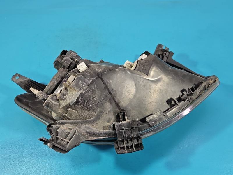 Фара передня ліва Toyota Aygo 81170-0H011 — фото деталі 7
