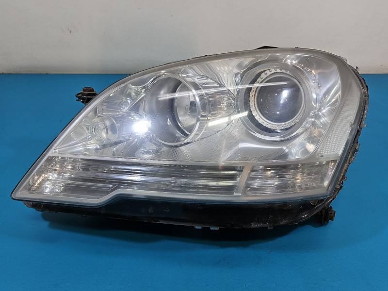 Фара передня ліва Mercedes ML W164 01C0462989