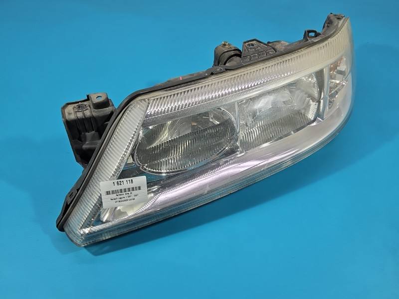 Фара передня ліва Renault Laguna 8200002845