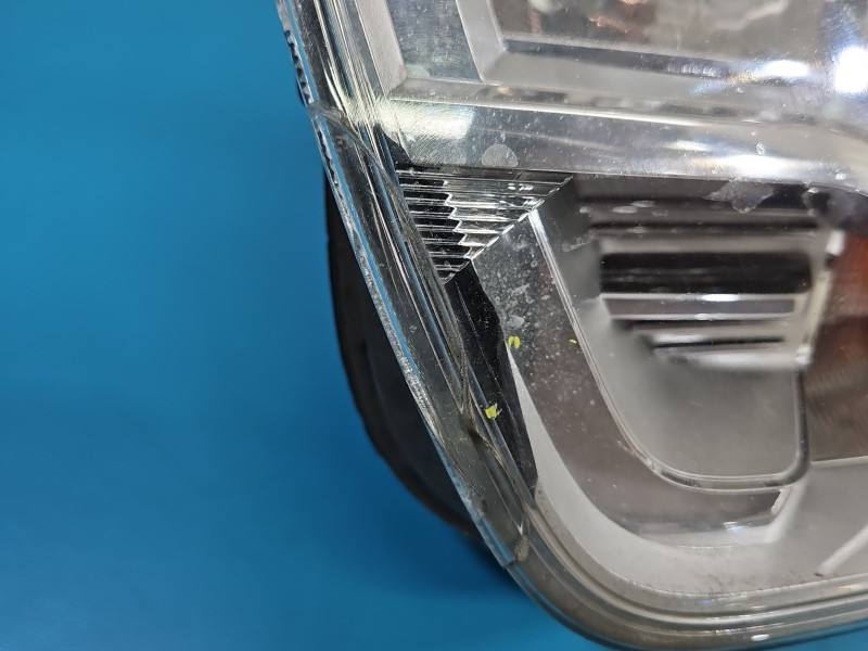 Фара передня ліва Ford Transit — фото деталі 4