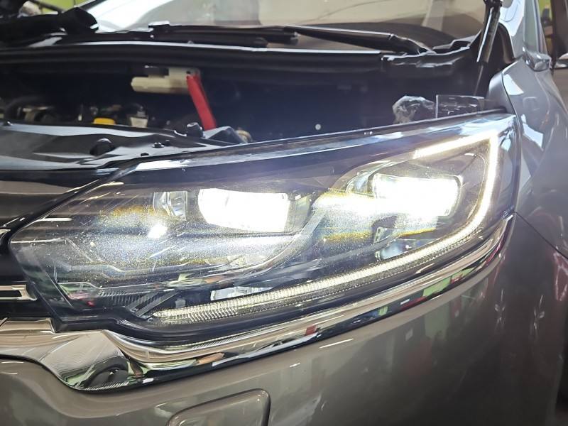Фара передня ліва Renault Espace