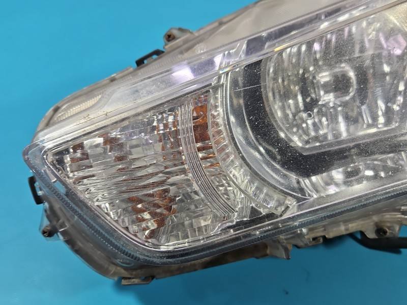 Фара передня ліва Mitsubishi Outlander — фото деталі 3