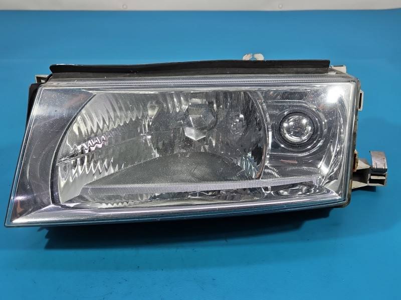 Фара передня ліва Skoda Octavia 1 4042665
