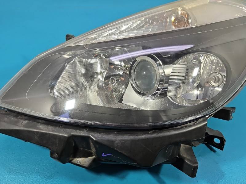 Фара передня ліва Renault Clio 8200261610 — фото деталі 5