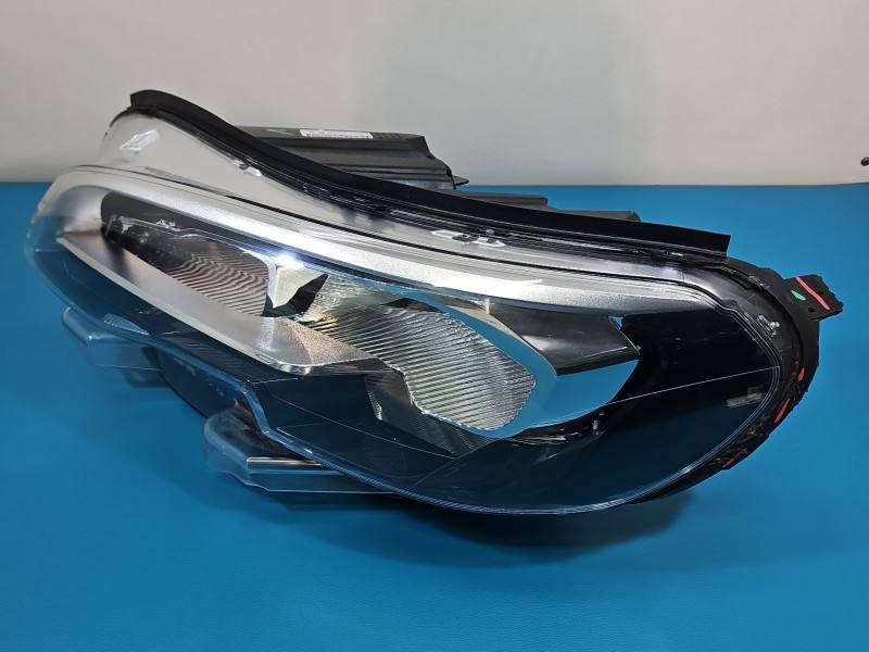 Фара передняя левая Peugeot Expert 9808572680-00