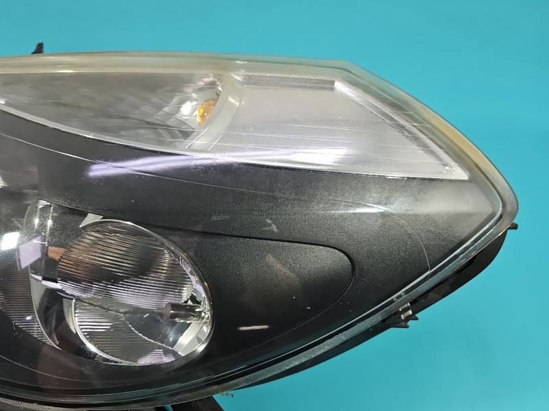 Фара передня ліва Renault Clio 7701070491 — фото деталі 3