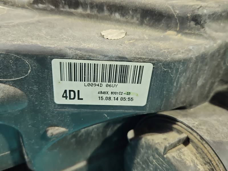 Фара передня ліва Mitsubishi Outlander 8301C2-03 — фото деталі 9