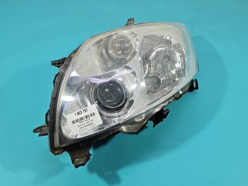 Фара передняя левая Toyota Auris 81150-02460