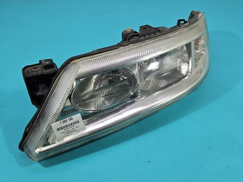 Фара передня ліва Renault Laguna 8200002846
