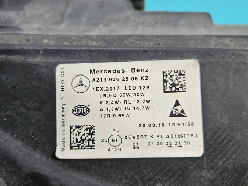 Фара передня ліва Mercedes E W213 2139062506 — фото деталі 13