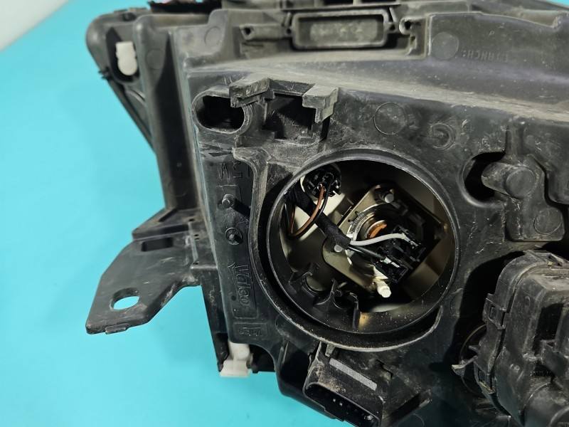 Фара передня ліва Renault Scenic 3 260608682R — фото деталі 15