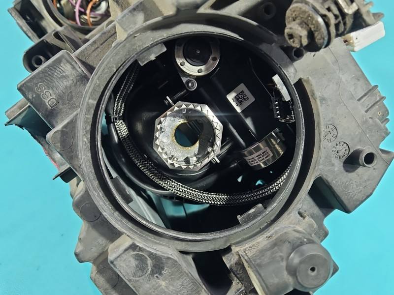 Фара передняя левая Volkswagen Touran 1T1941751E — фото детали 15