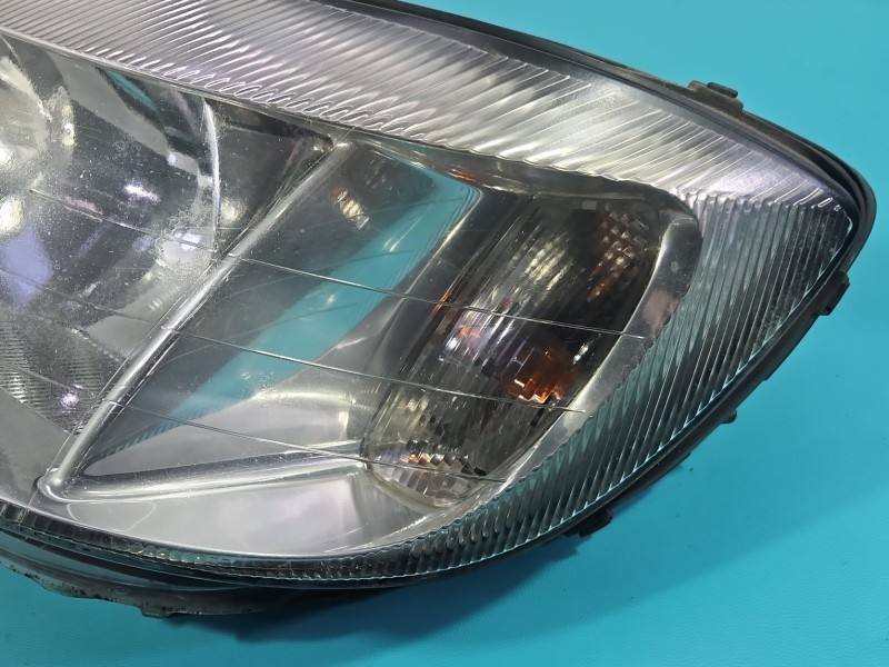 Фара передня ліва Opel Zafira A — фото деталі 3