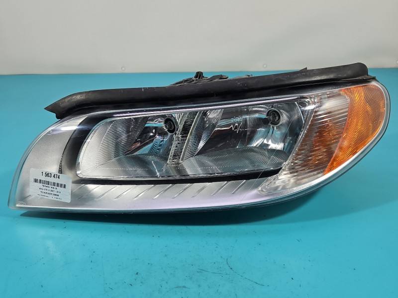 Фара передняя левая Volvo V70 31214351
